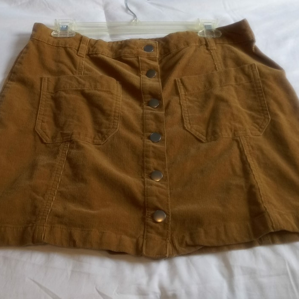 Mustard - Picture 3 of 3